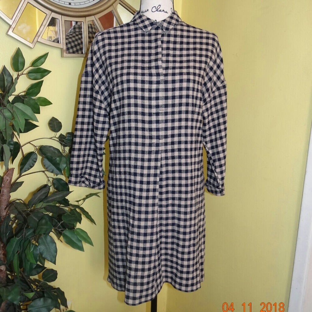Zara Basic Navy Dress - Picture 2 of 8